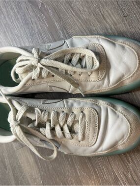 Nike Court Royale 2 Next Nature Sail Green Gum Sneakers Womens Size 8